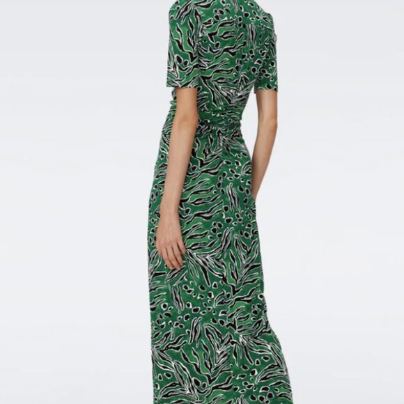 Diane von Furstenberg - Zoey Dress in Huge Water Tiger Green - Picture 3 of 3